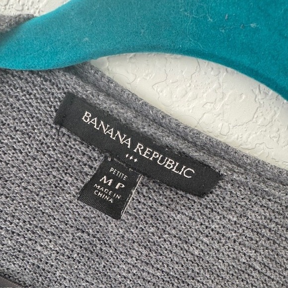 Banana Republic Petite Cardigan Long Sleeve Knit Gray M - Picture 2 of 7